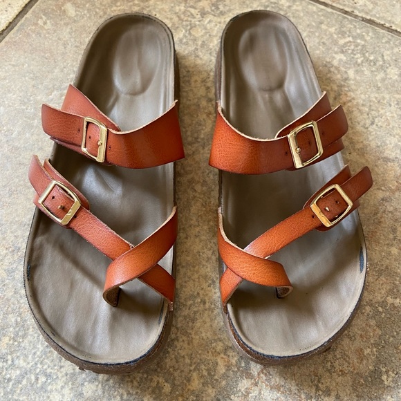 Madden Girl Shoes - Madden Girl Bryceee Women’s Cognac Brown Padded Footbed Sandals Size 7.5